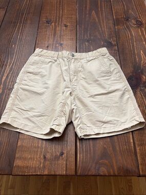 Mountain Khakis Men's Light Tan Flat Front Shorts